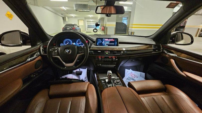 Dashboard with engine running, no warning lights